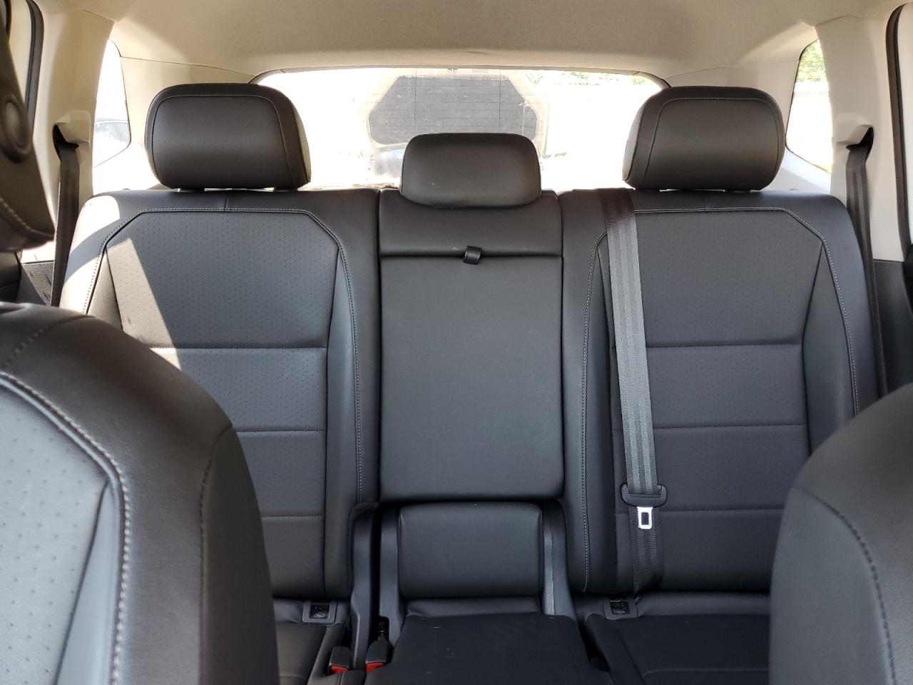 VOLKSWAGEN TIGUAN SE