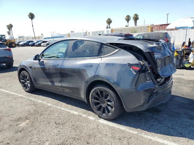 2024 TESLA MODEL Y 7SAYGDEE9RA233125