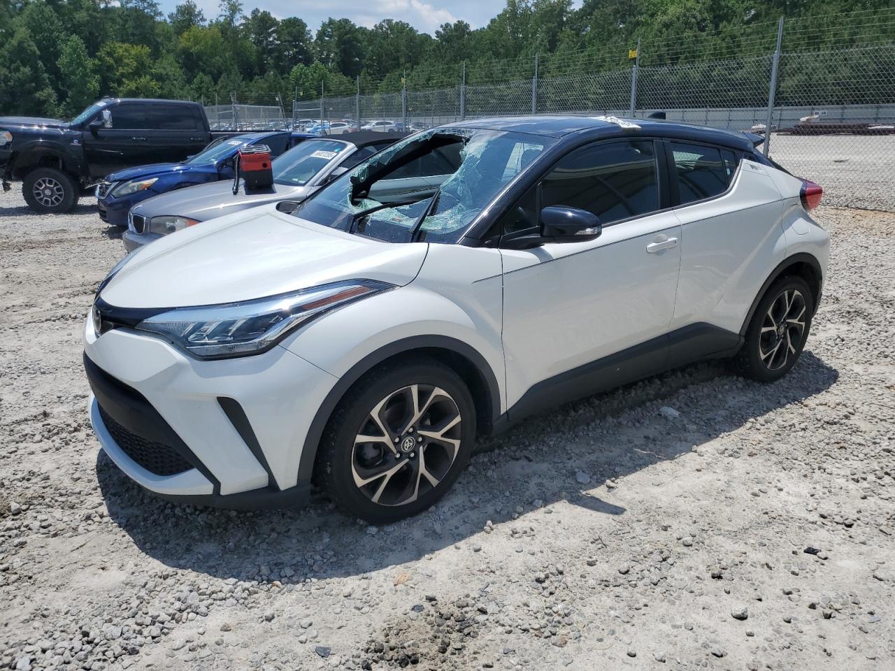 TOYOTA C-HR XLE