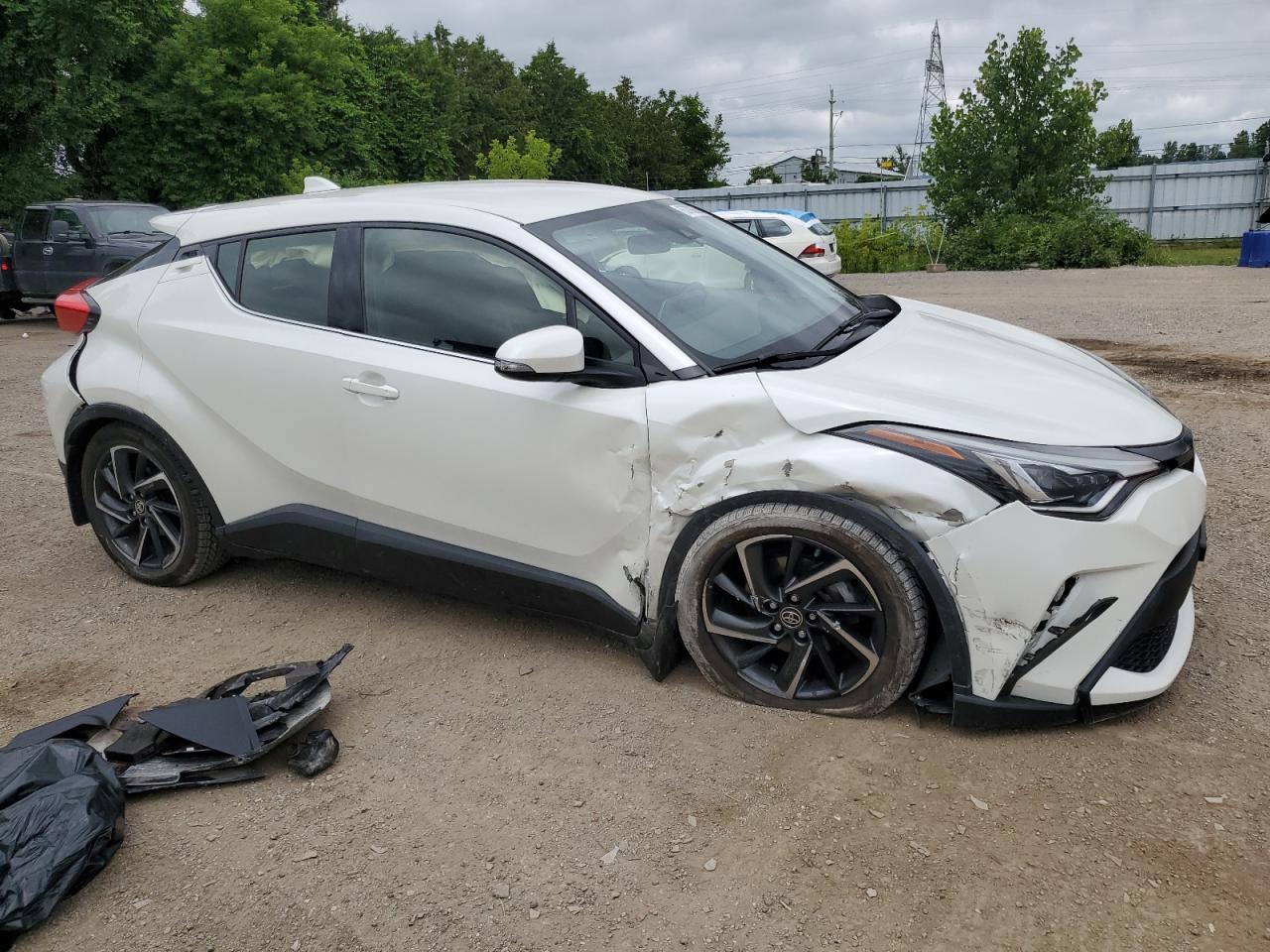 TOYOTA C-HR XLE