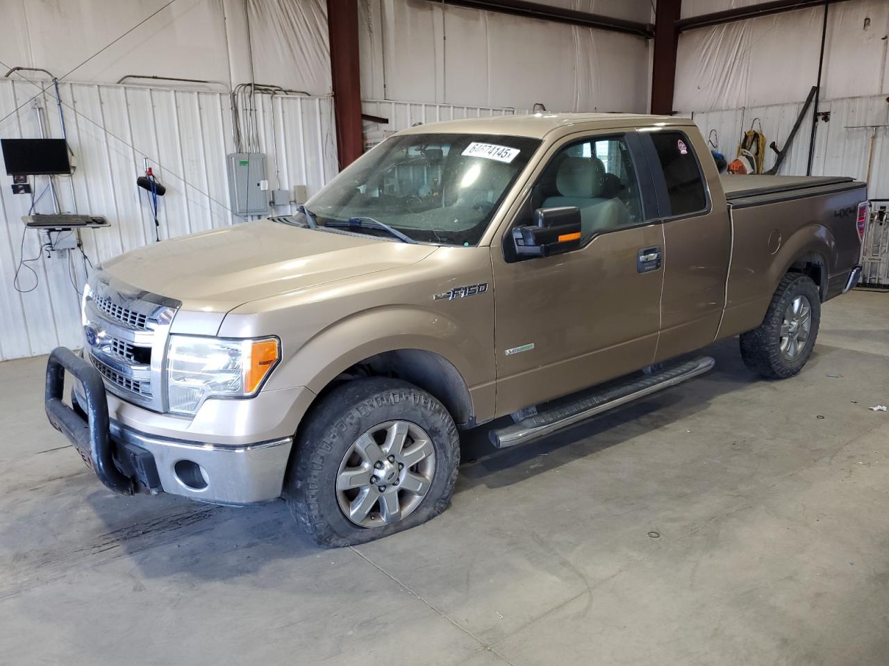 FORD F-150 SUPER CAB