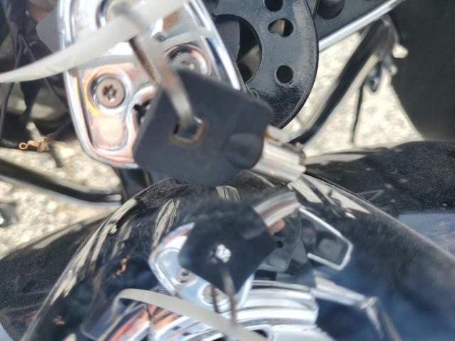 2011 HARLEY-DAVIDSON FLTRX - 1HD1KH417BB609088
