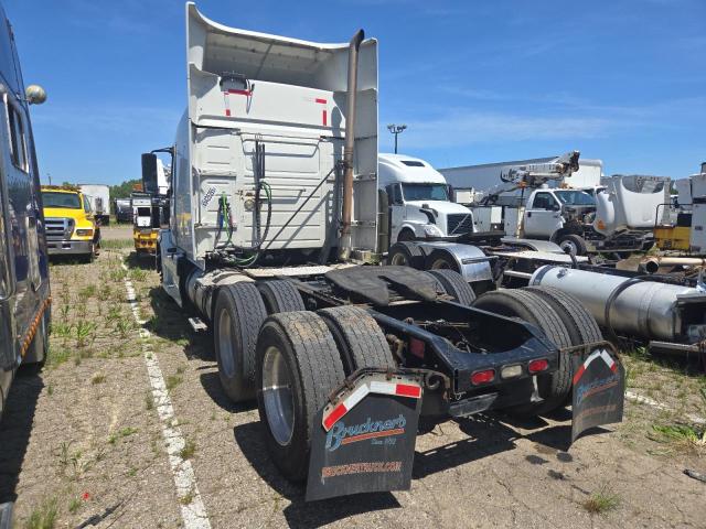 VOLVO VNL 2013 white tractor diesel 4V4NC9EH6DN129924 photo #4