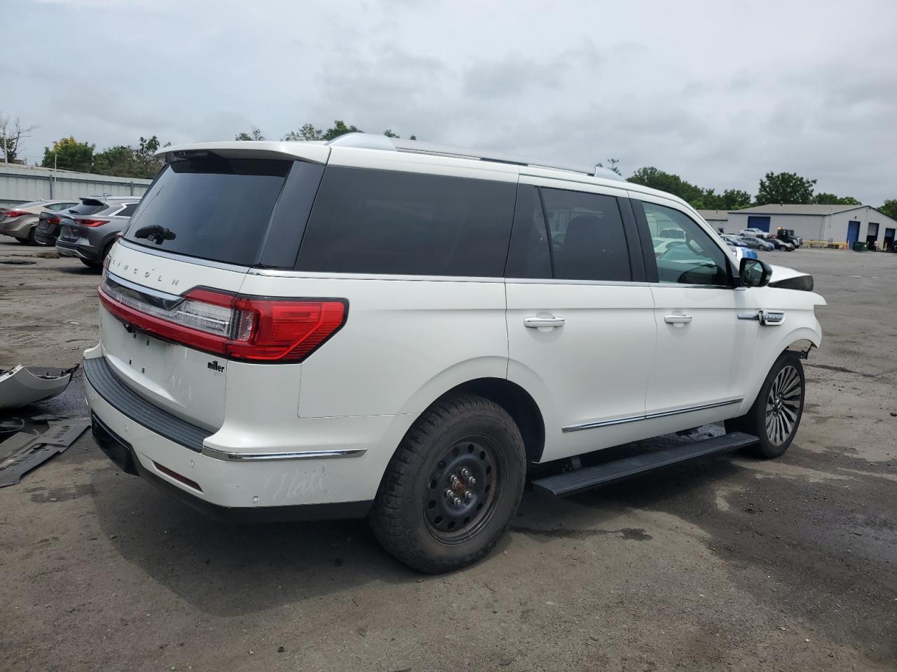 LINCOLN NAVIGATOR RESERVE