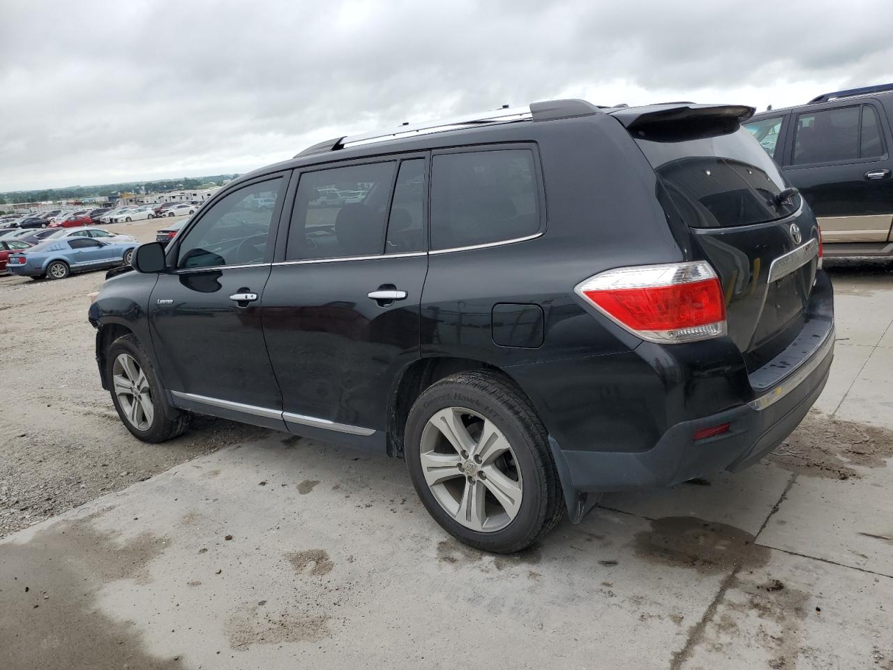 TOYOTA HIGHLANDER LIMITED