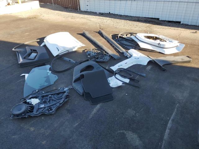 2024 TESLA MODEL Y 7SAYGDEEXRA268675