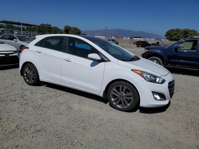 Vin: kmhd35lh9gu337904, lot: 63862365, hyundai elantra 20164