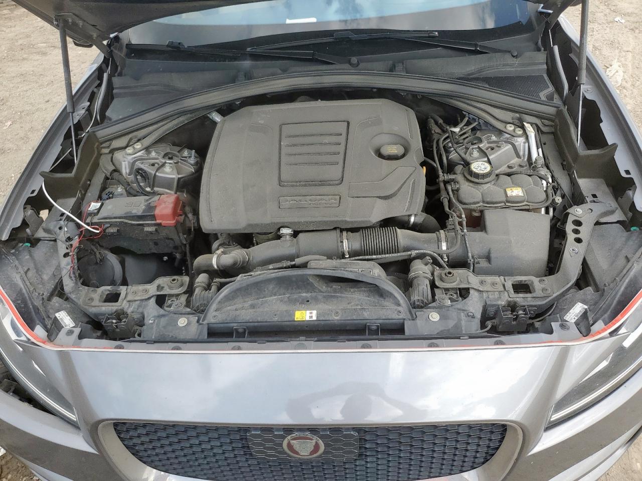 JAGUAR F-PACE PREMIUM