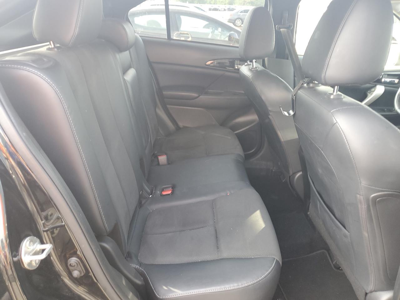 MITSUBISHI ECLIPSE SE