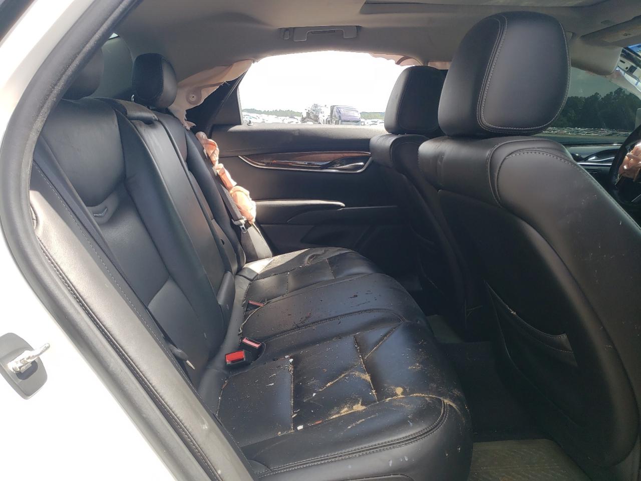 CADILLAC XTS LUXURY COLLECTION