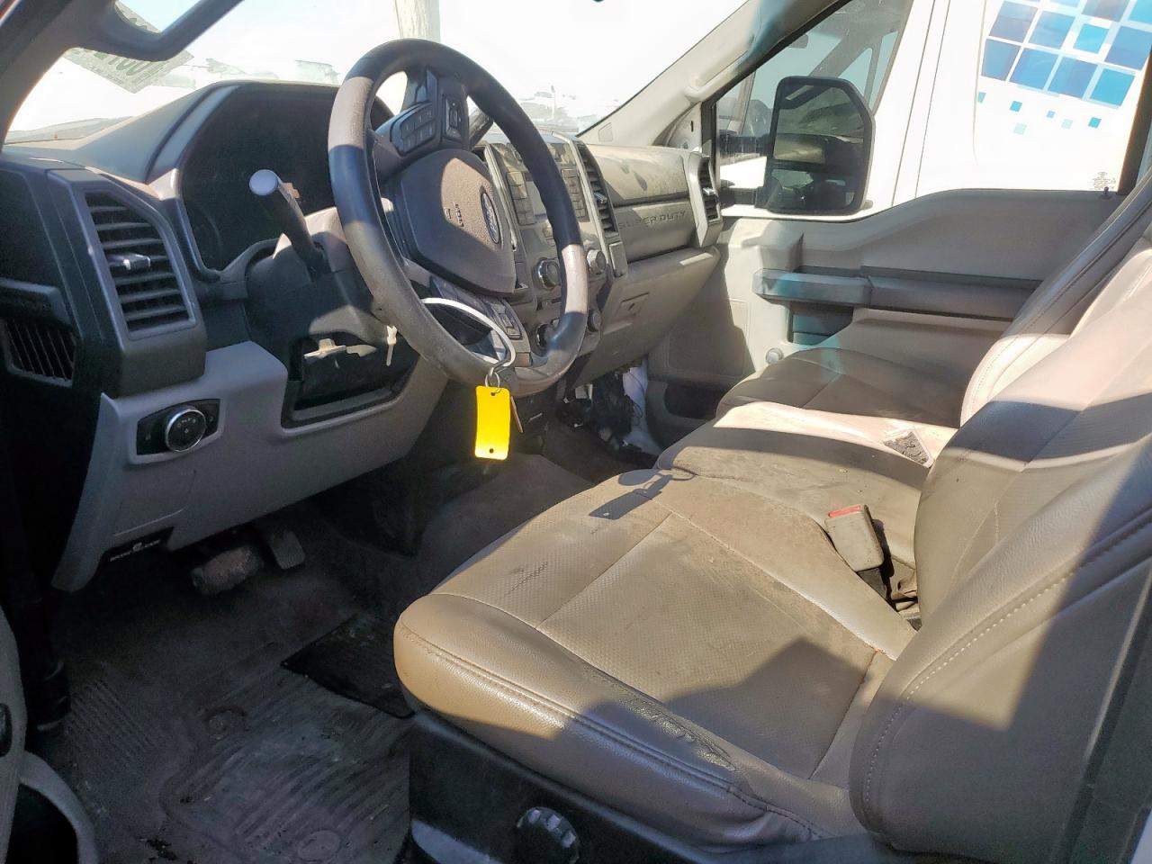 FORD F-550 SUPER DUTY