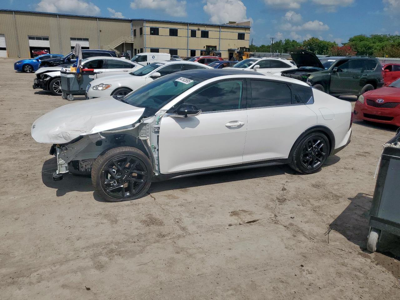 KIA K4 GT-LINE TURBO