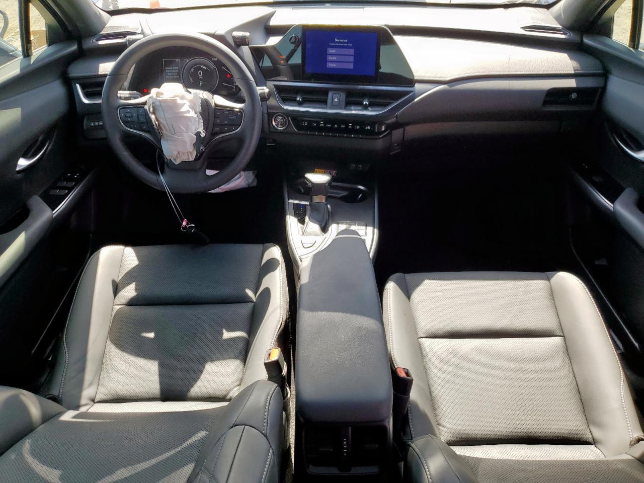 LEXUS UX 250H PREMIUM