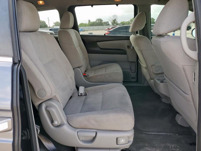 2016 HONDA ODYSSEY SE 5FNRL5H30GB102727