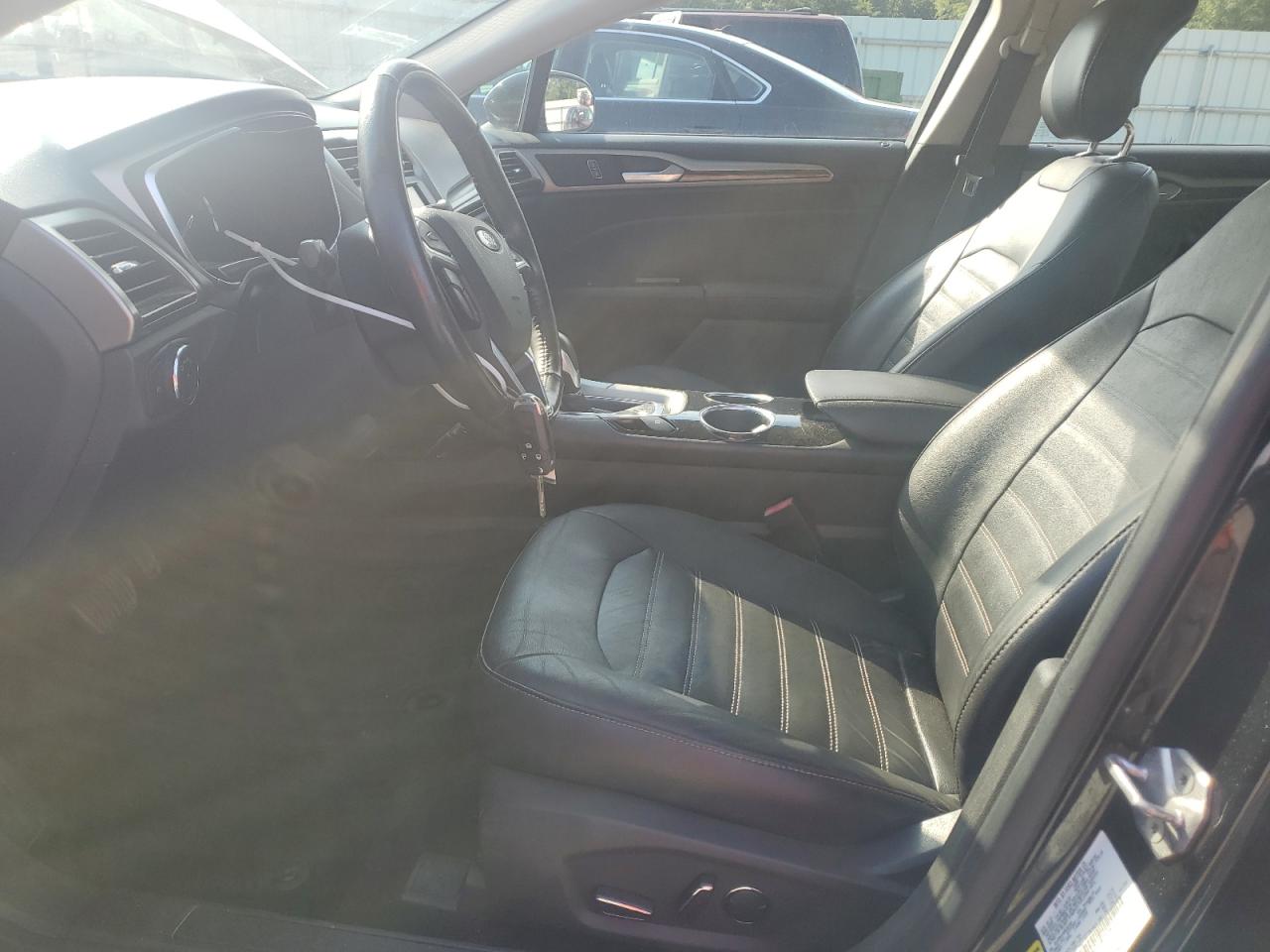 FORD FUSION SE HYBRID