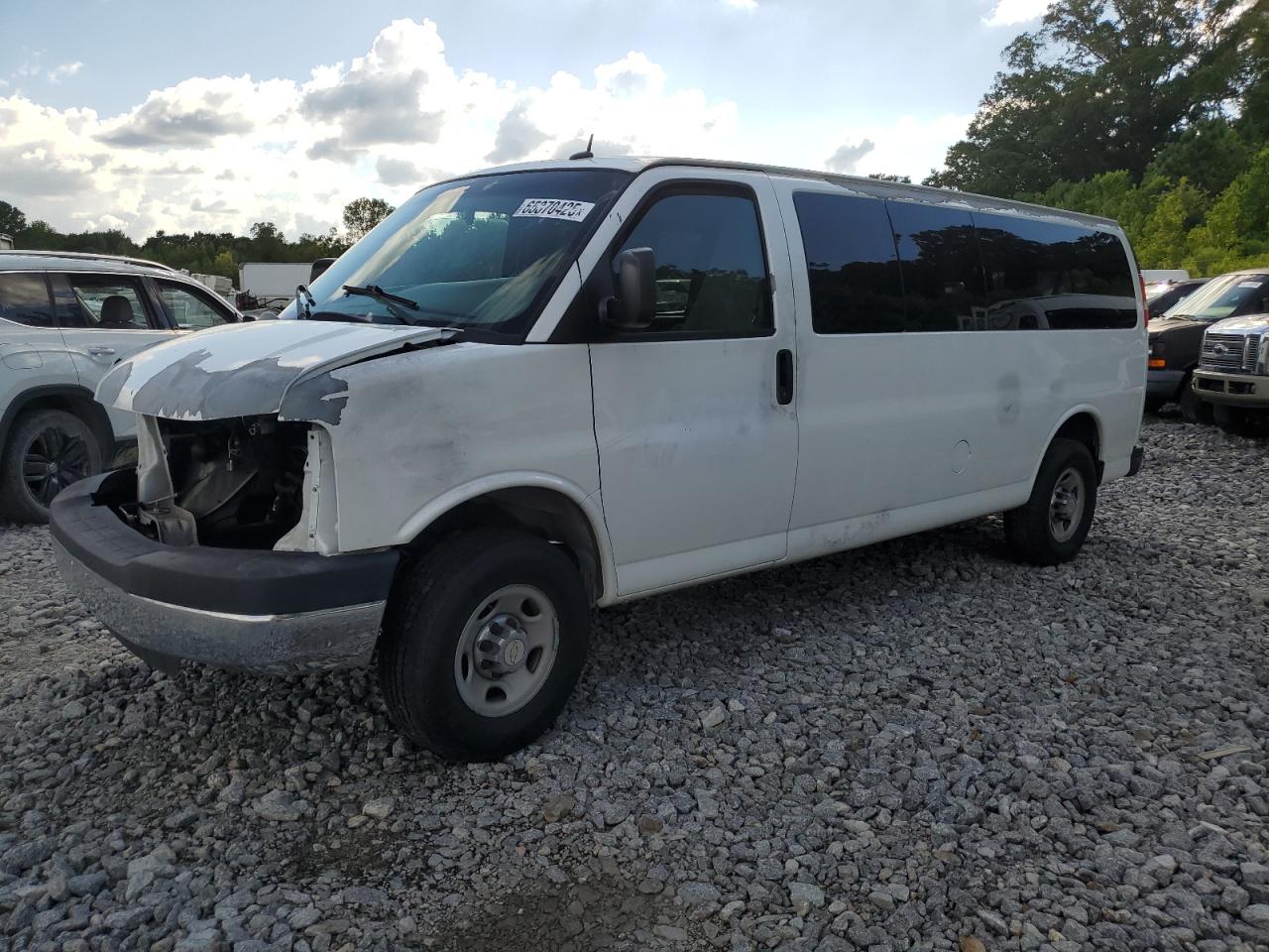 CHEVROLET EXPRESS LT