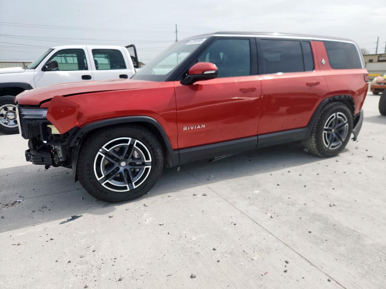 RIVIAN R1S ADVENTURE