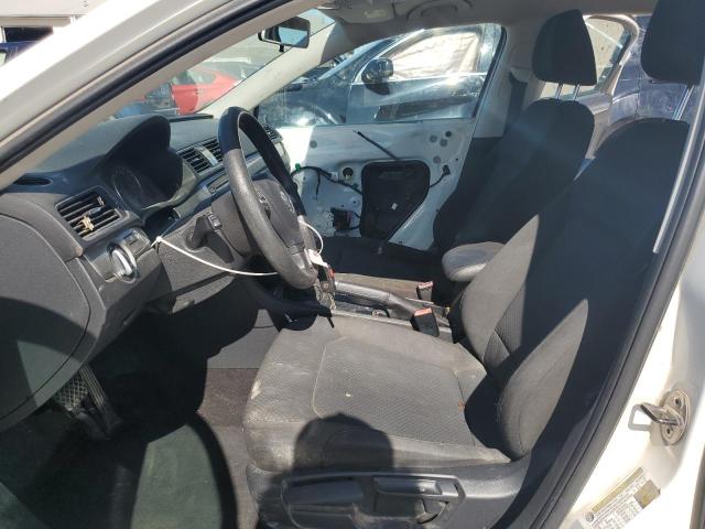 2015 VOLKSWAGEN PASSAT S 1VWAS7A38FC003278