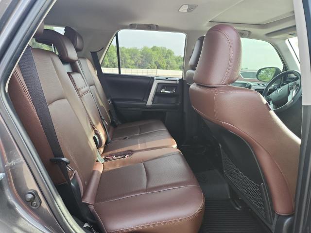 2018 TOYOTA 4RUNNER SR - JTEBU5JR4J5551460