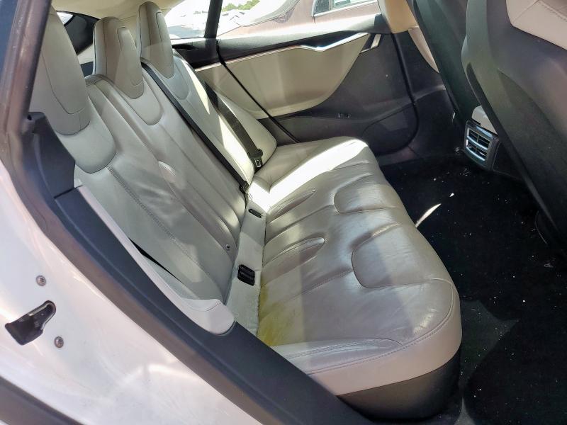 2015 TESLA MODEL S 85 5YJSA1H24FFP73694