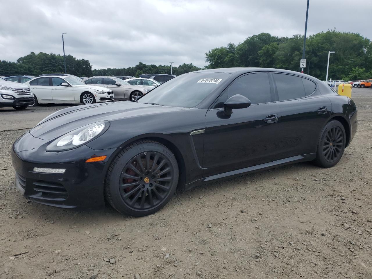 PORSCHE PANAMERA 2