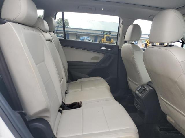 2018 VOLKSWAGEN TIGUAN SE - 3VV3B7AX3JM005513