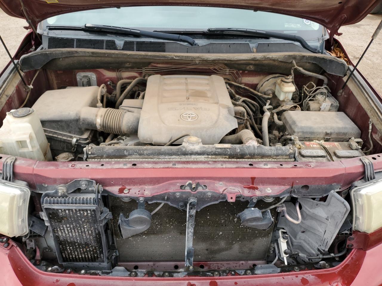 TOYOTA TUNDRA CREWMAX SR5