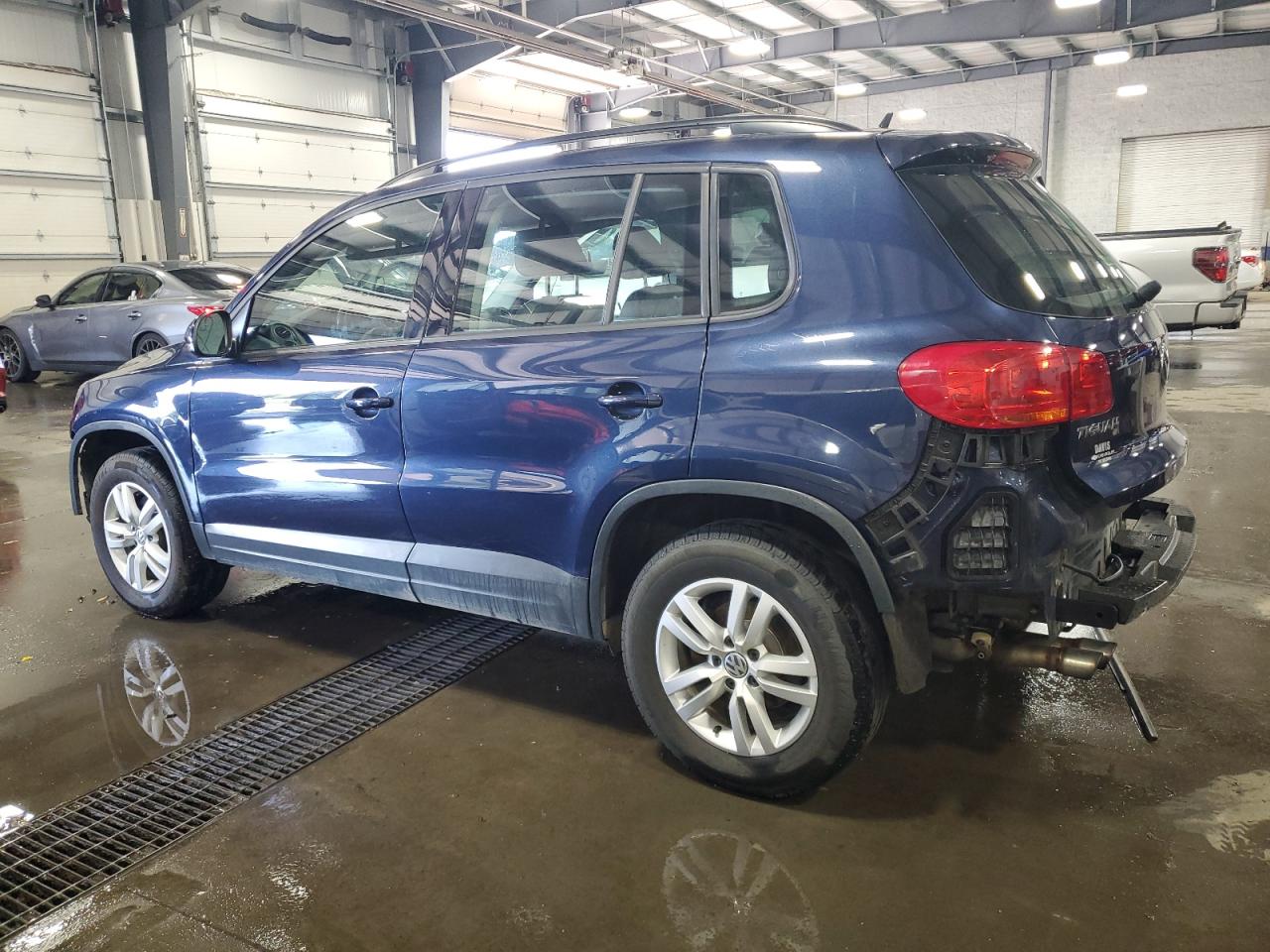VOLKSWAGEN TIGUAN S
