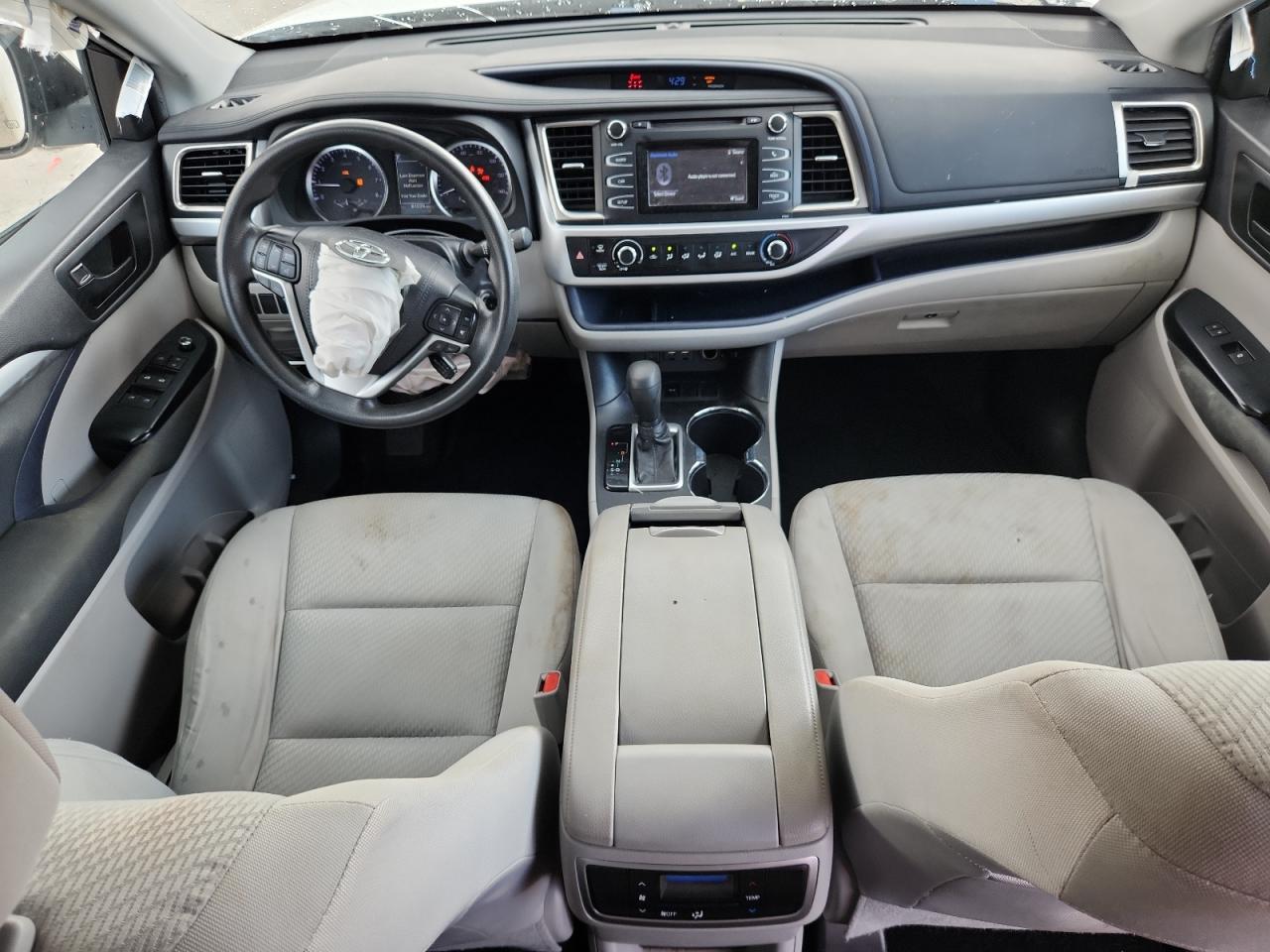 TOYOTA HIGHLANDER LE