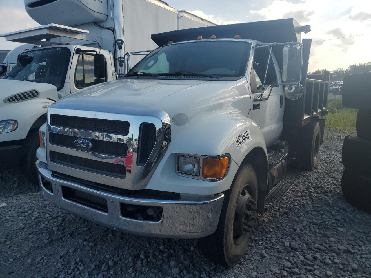 FORD F-750 SUPER DUTY