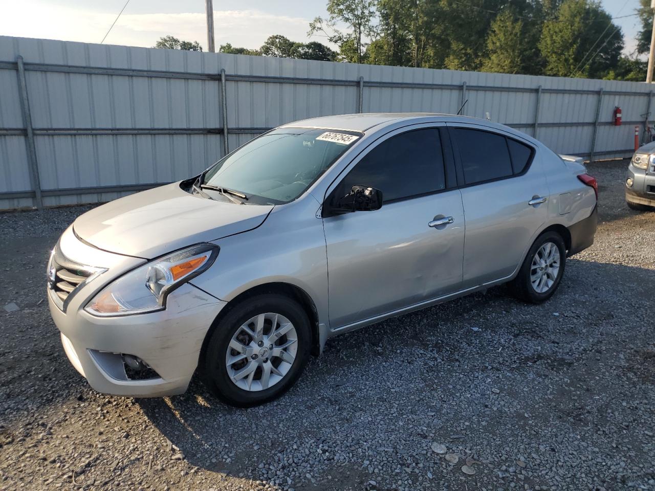 NISSAN VERSA S