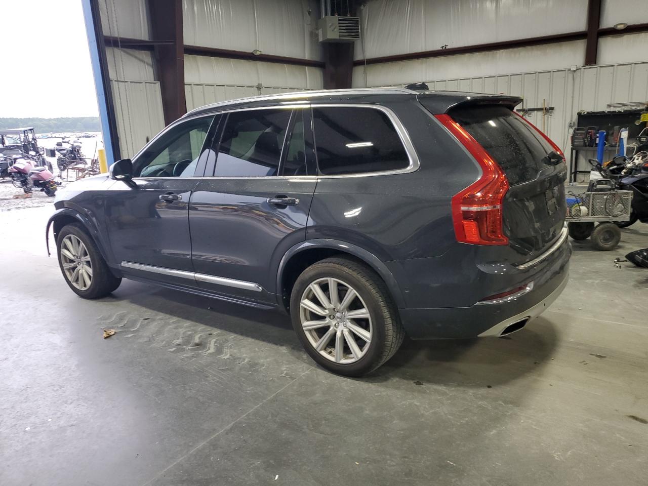 VOLVO XC90 T6