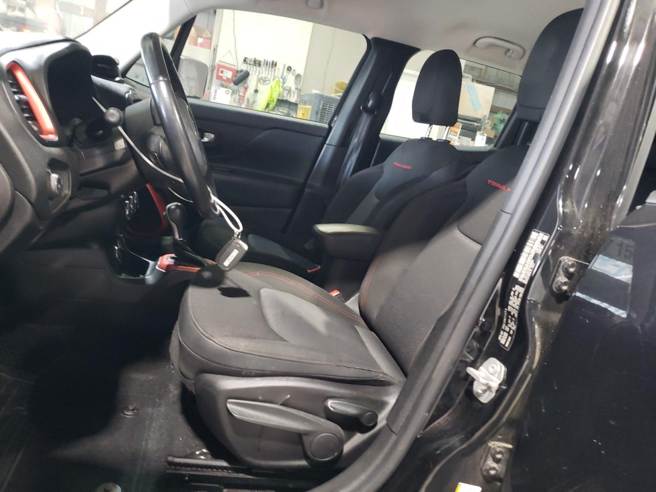 JEEP RENEGADE TRAILHAWK