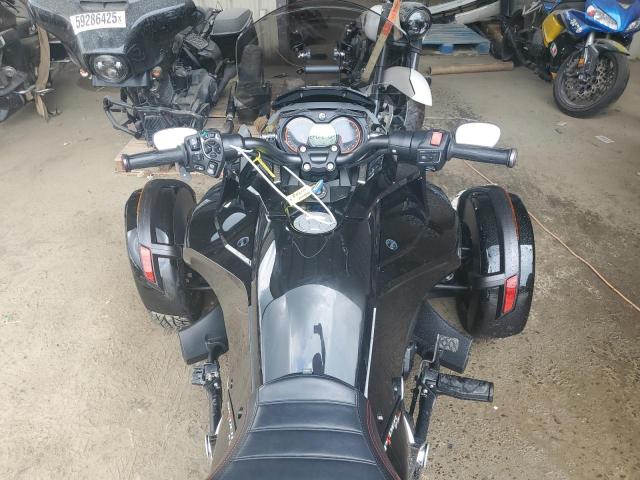 2015 CAN-AM SPYDER ROA 2BXRDDD22FV003258