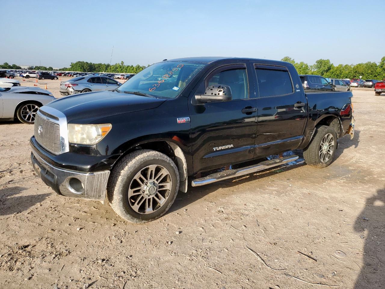 TOYOTA TUNDRA CREWMAX SR5