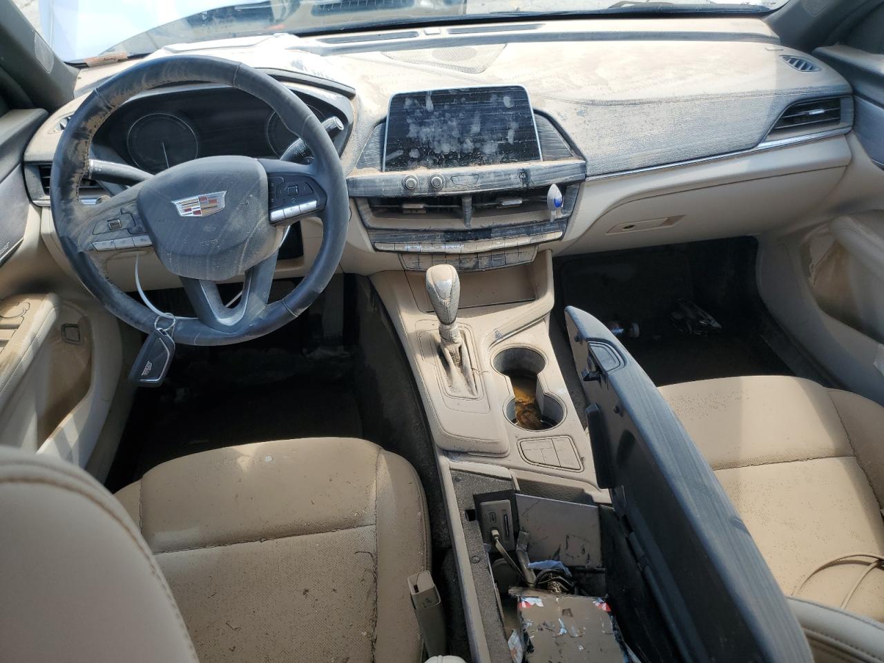 CADILLAC CT4 PREMIUM LUXURY