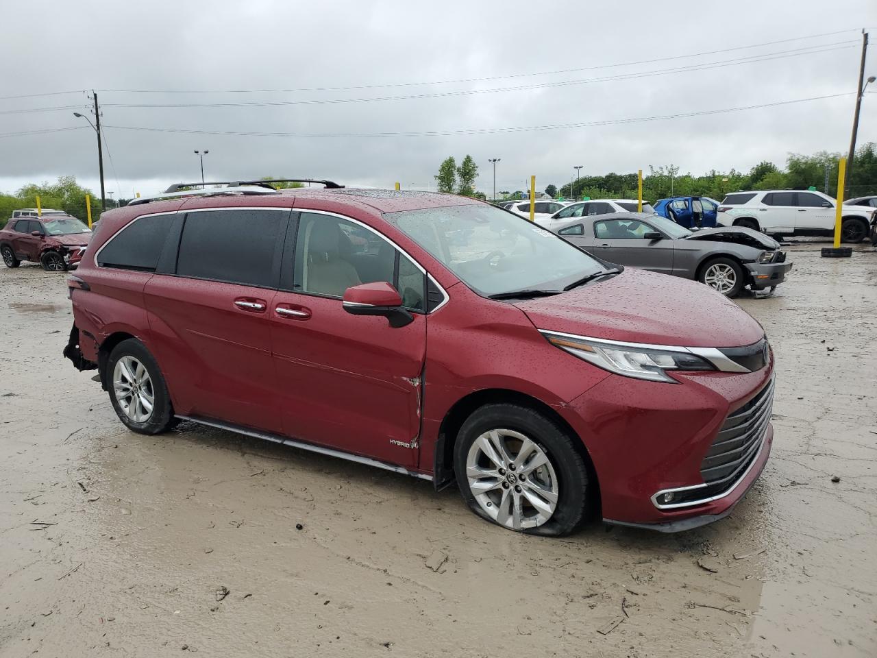 TOYOTA SIENNA LIMITED