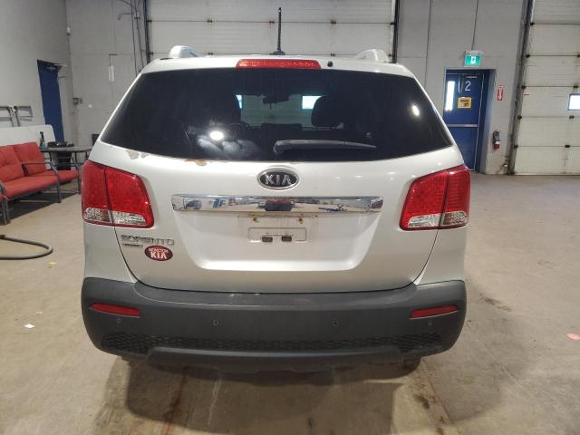 2013 KIA SORENTO LX - 5XYKTCA64DG313489