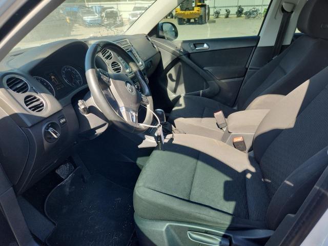 2015 VOLKSWAGEN TIGUAN S - WVGAV7AX0FW537723