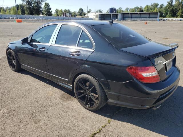 2011 MERCEDES-BENZ C 300 4MAT - WDDGF8BB2BR157317