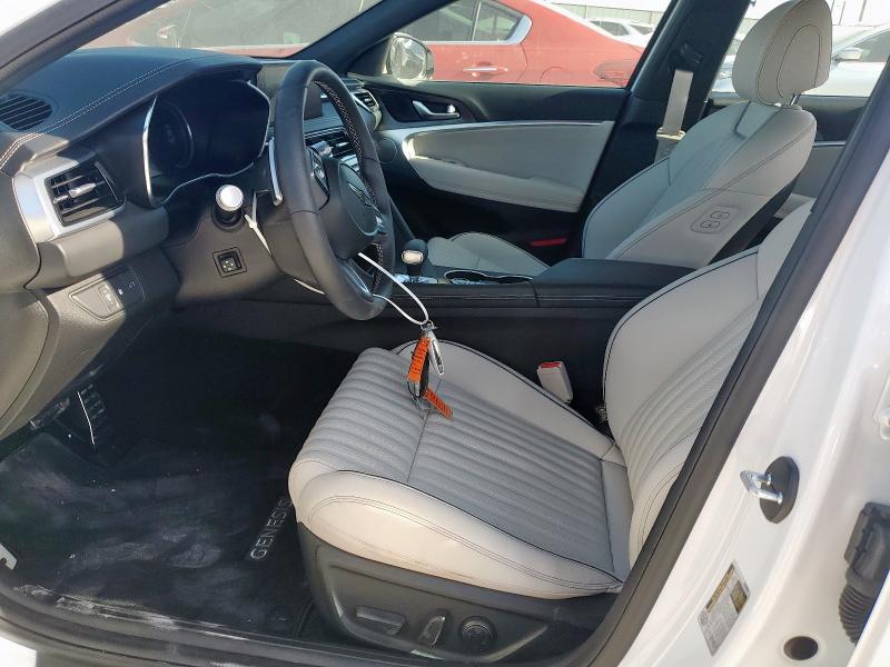2025 GENESIS G70 BASE KMTG34SC1SU147056