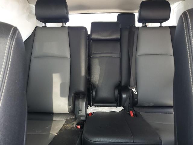 2018 TOYOTA 4RUNNER SR - JTEBU5JRXJ5603738