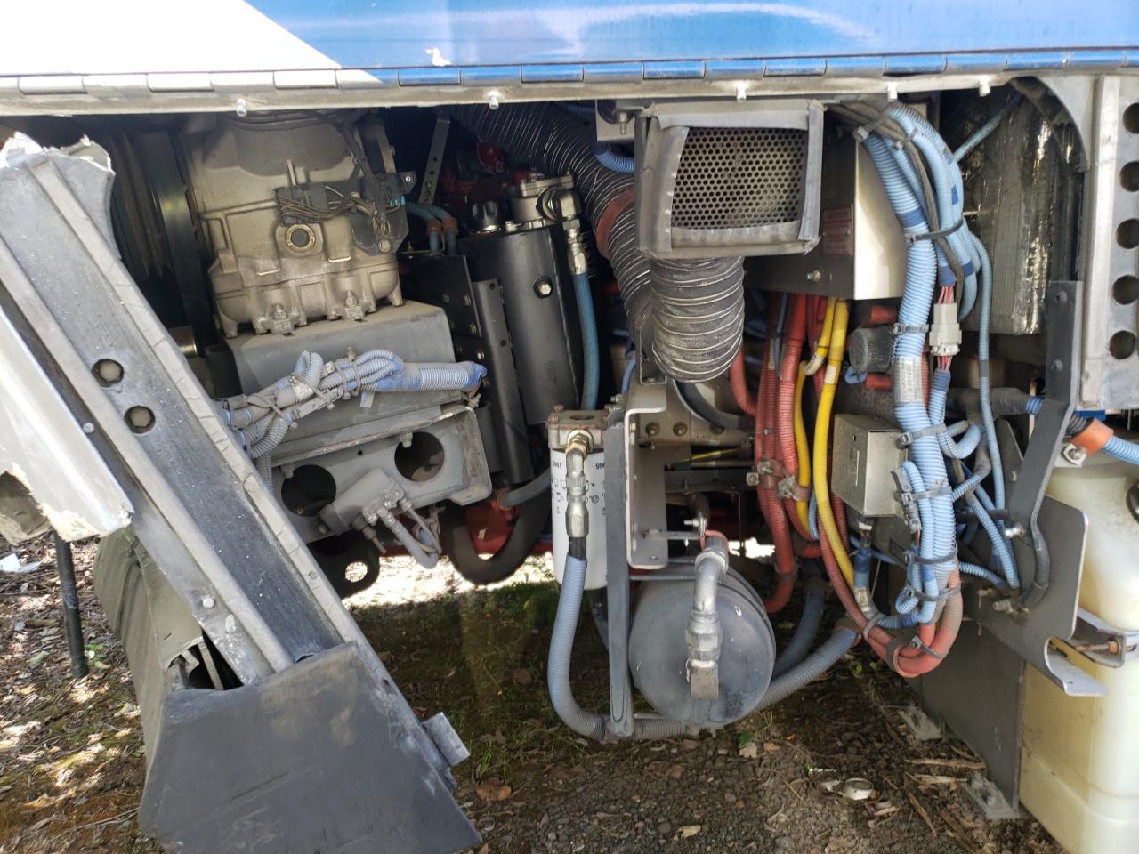 Lot #3240060477 2014 GILLIG TRANSIT BU