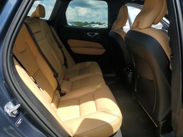 2021 VOLVO XC60 T5 IN YV4102DL8M1875831