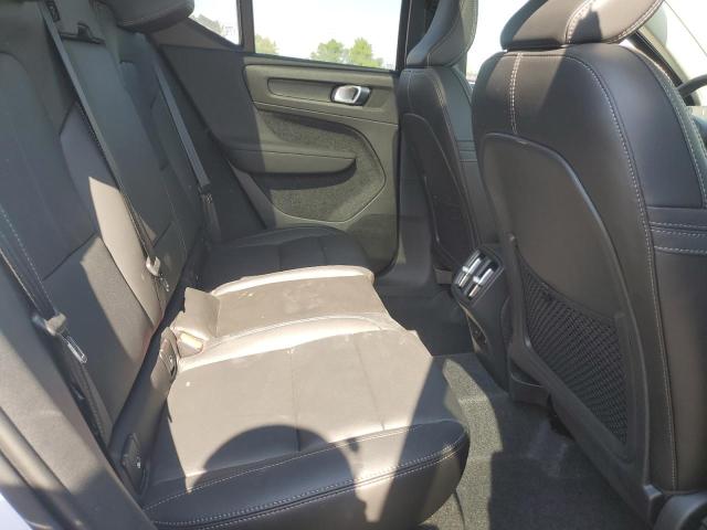 2025 VOLVO XC40 CORE YV4L12UJ3S2577263