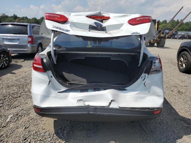 2018 FORD FOCUS SE 1FADP3FE8JL238122