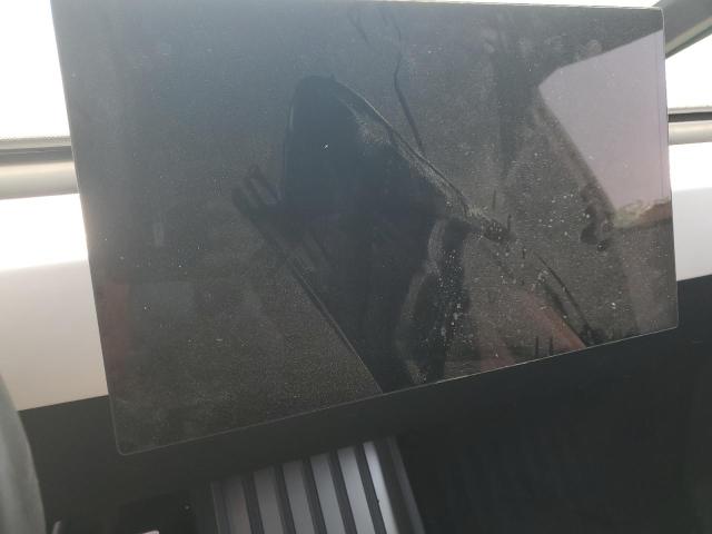 2024 TESLA CYBERTRUCK 7G2CEHED4RA007650