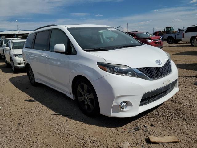2016 TOYOTA SIENNA SE 5TDXK3DCXGS748177