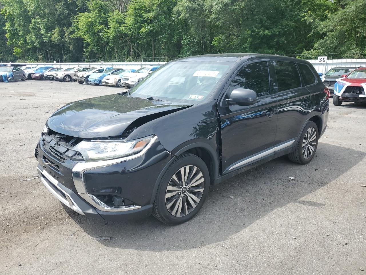 MITSUBISHI OUTLANDER ES