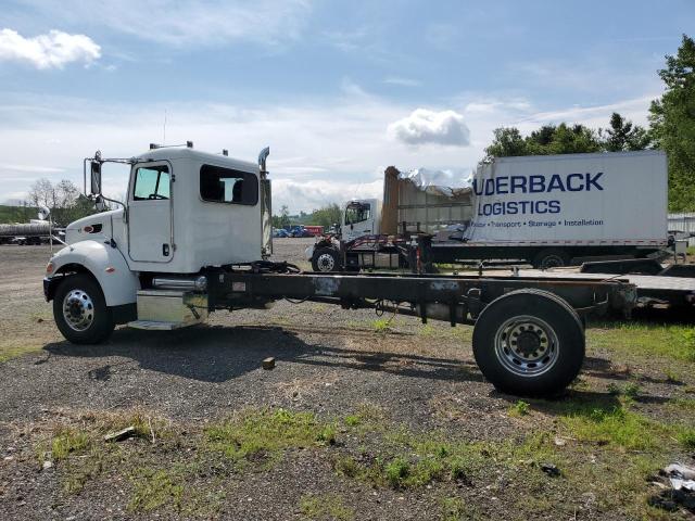 PETERBILT 335 2006 white conventi diesel 2NPLHD7X06M657028 photo #4